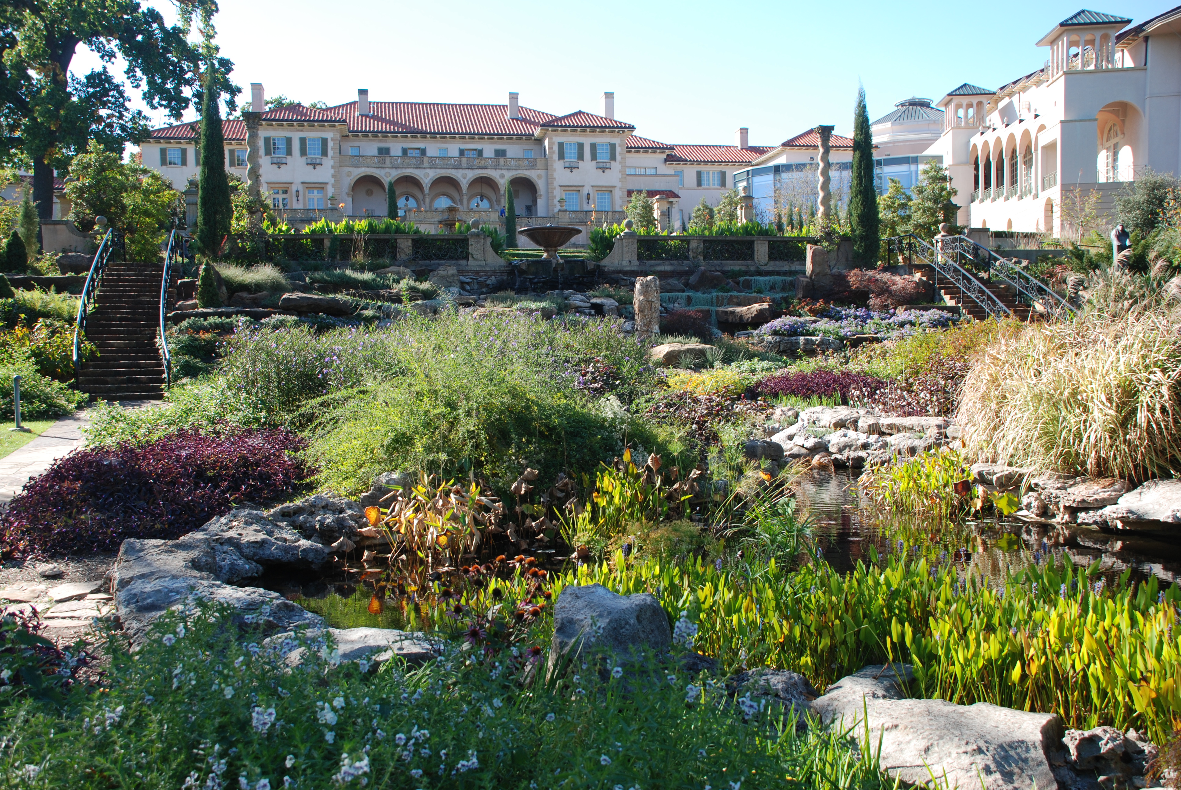 Philbrook Museum garden Tulsa Oklahoma romantic outdoor space queer couples date night stroll